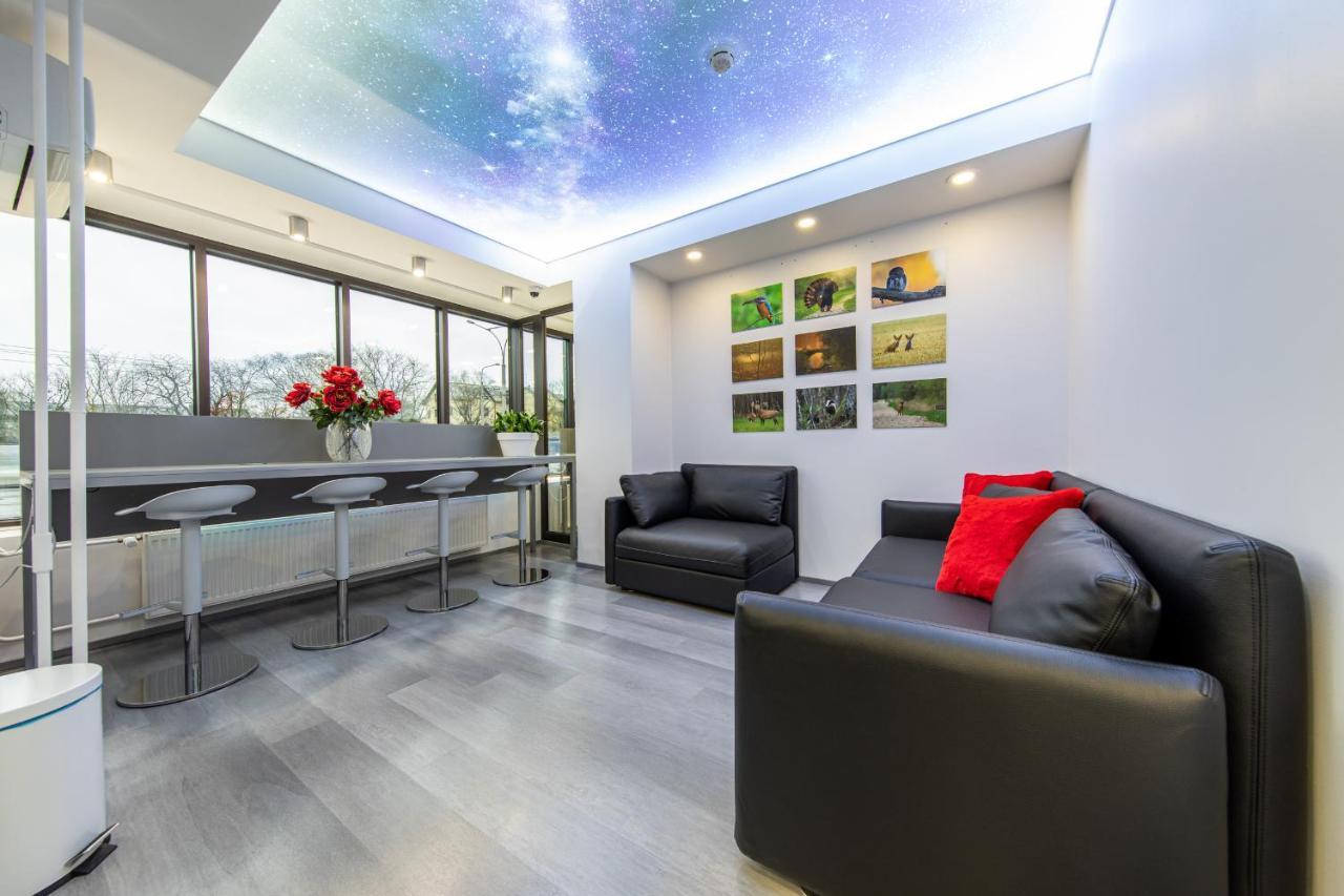 Capsule Hostels ทาลลินน์ ภายนอก รูปภาพ